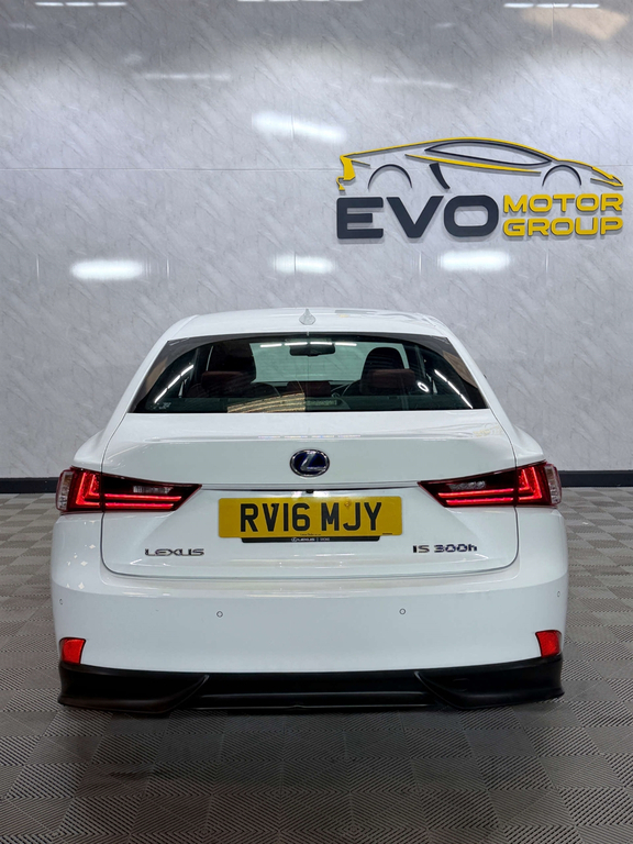 Lexus IS 2.5 300H F Sport Saloon Hybrid E Cvt Eu White #77