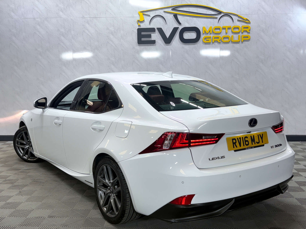 Lexus IS F Sport Cvt  #2