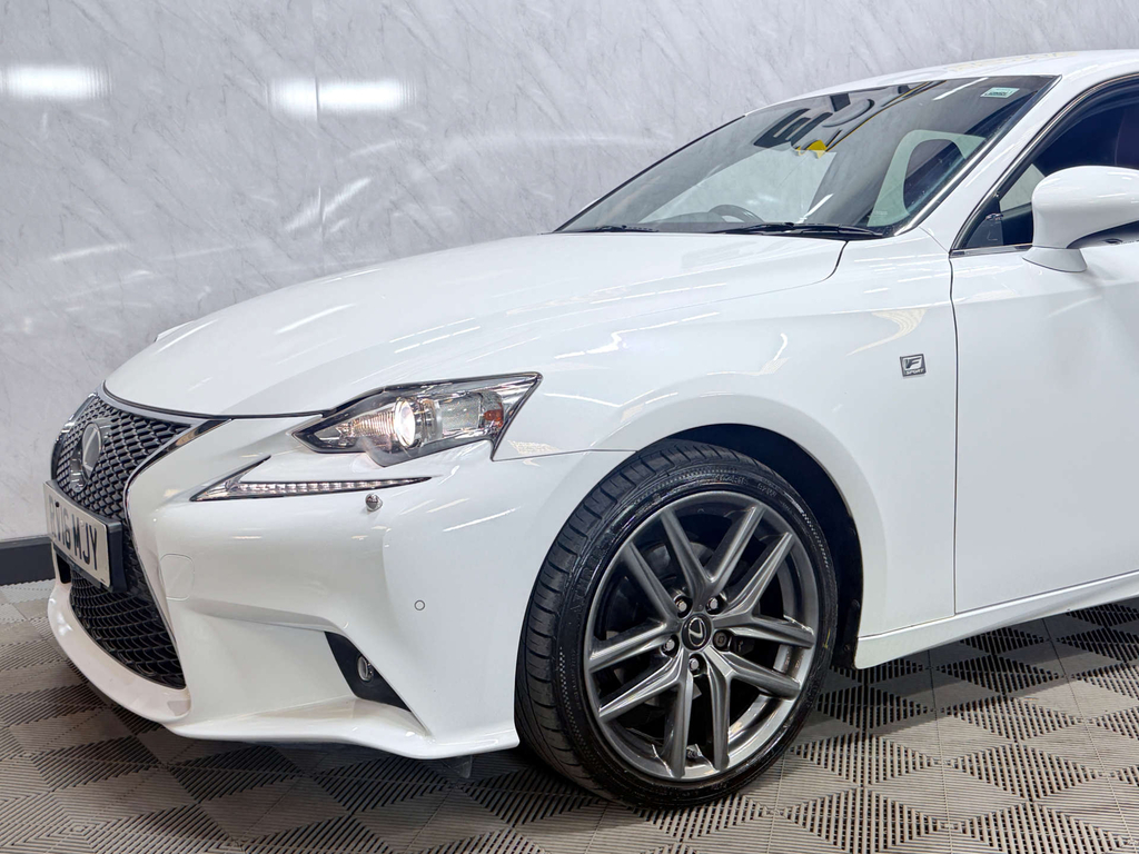 Lexus IS 2.5 300H F Sport Saloon Hybrid E Cvt Eu White #15