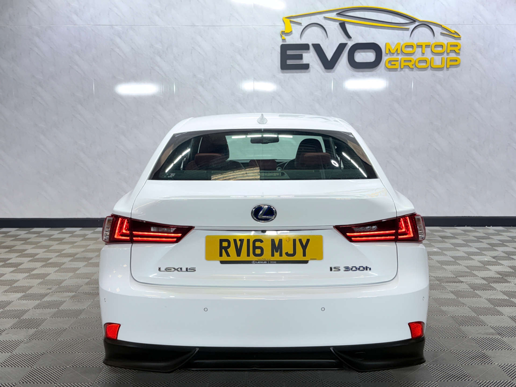 Lexus IS 2.5 300H F Sport Saloon Hybrid E Cvt Eu White #69