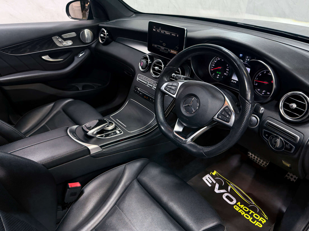 Mercedes-Benz GLC Class Amg Night Edition Premium 4Matic 4Wd  #3