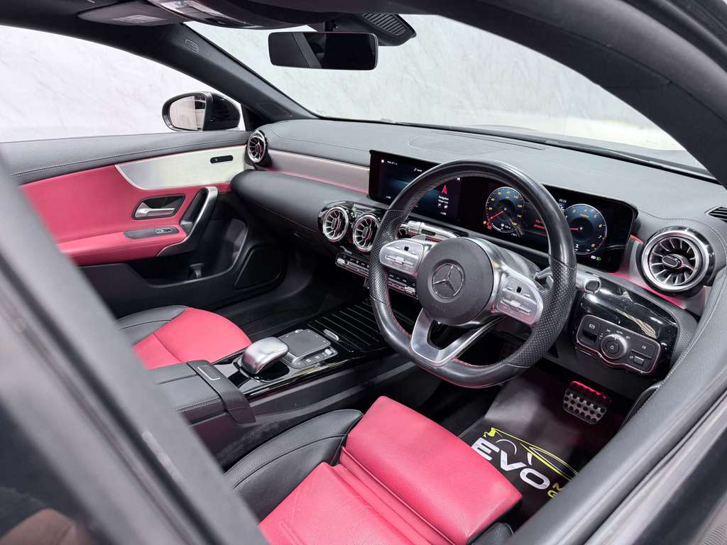 Mercedes-Benz CLA Class Mercedes-benz Cla Amg Shooting Brake Cla 35 Premiu White #41