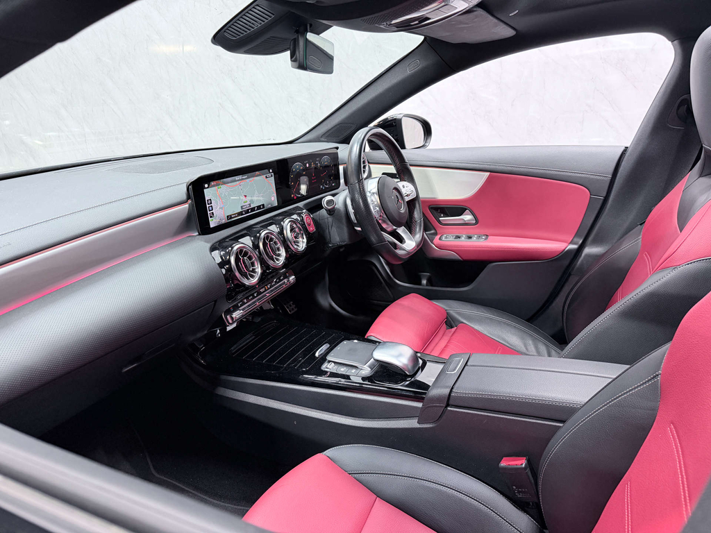 Mercedes-Benz CLA Class Mercedes-benz Cla Amg Shooting Brake Cla 35 Premiu White #17