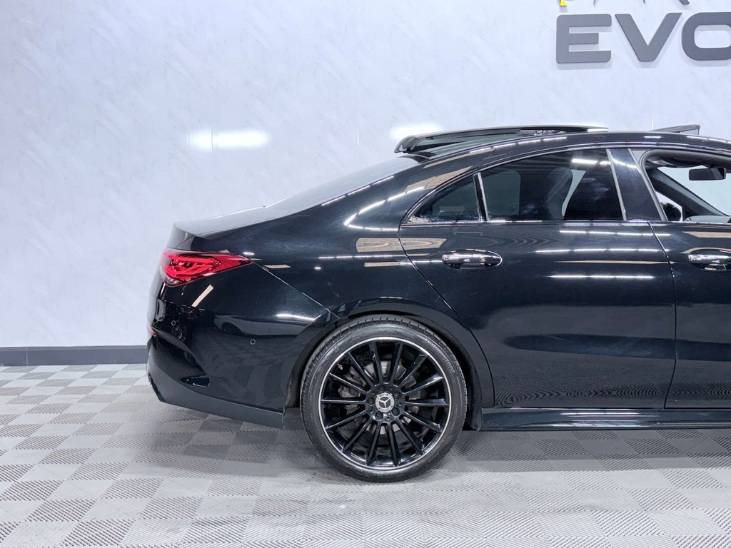 Mercedes-Benz CLA Class Mercedes-benz Cla Amg Shooting Brake Cla 35 Premiu White #31