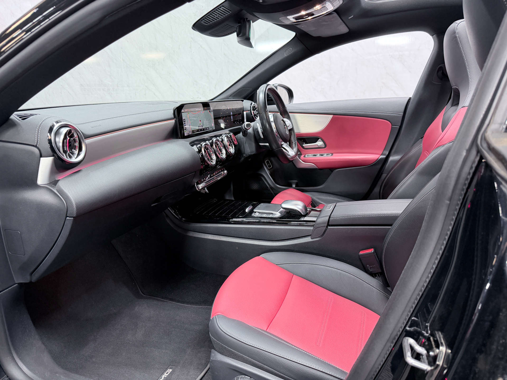Mercedes-Benz CLA Class Mercedes-benz Cla Amg Shooting Brake Cla 35 Premiu White #18