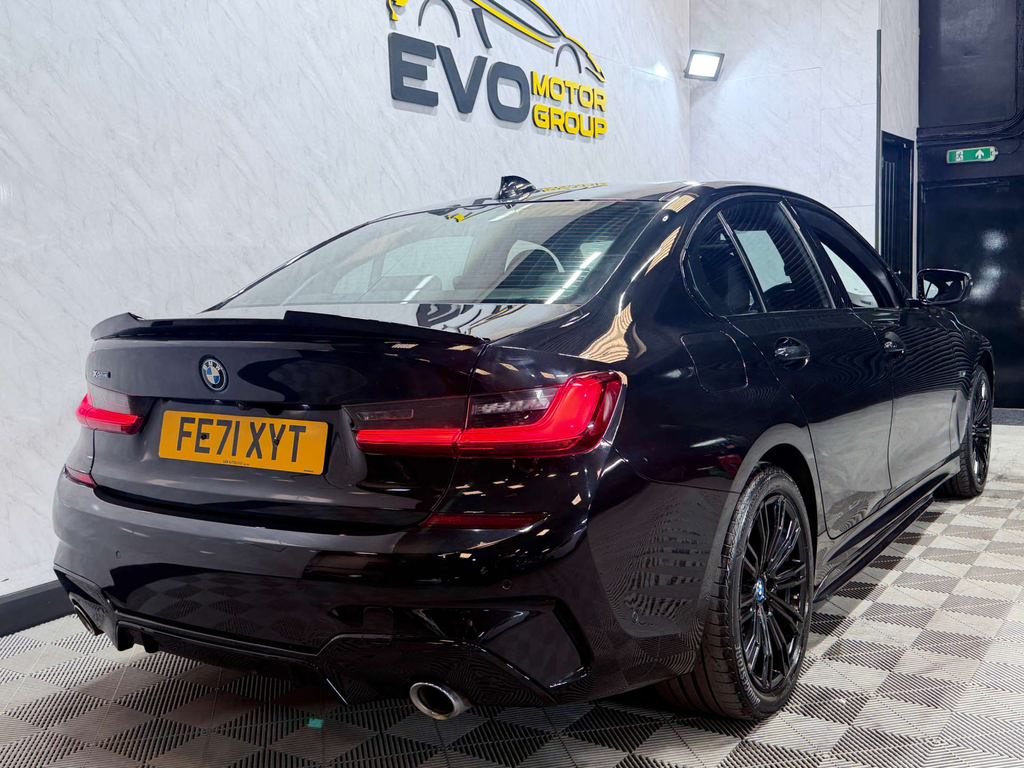 BMW 3 Series 320I Se Step Black #24