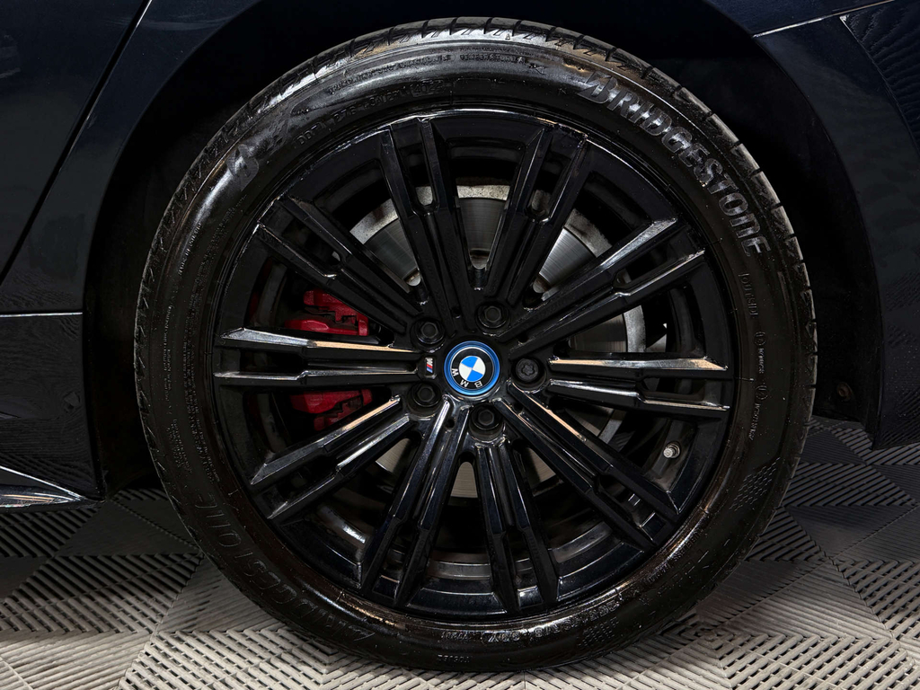 BMW 3 Series 320I Se Step Black #31
