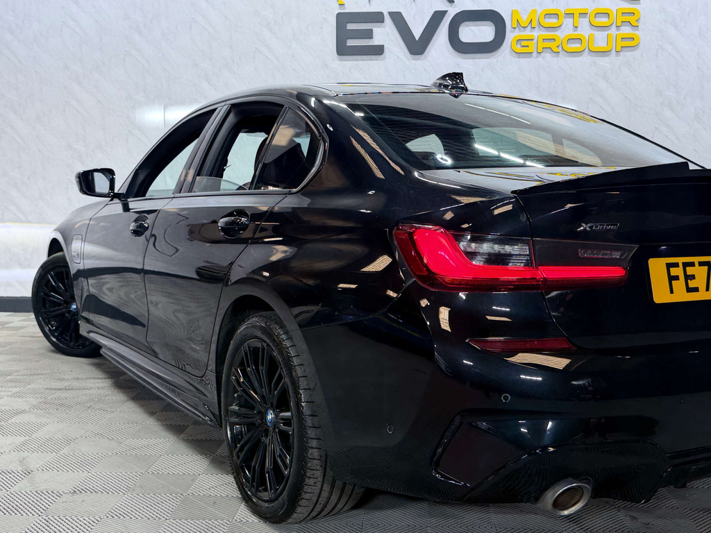 BMW 3 Series 320I Se Step Black #66