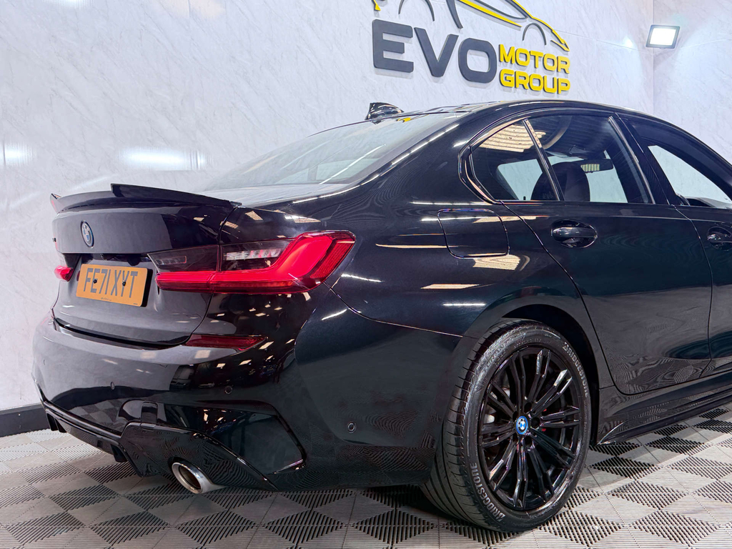 BMW 3 Series 320I Se Step Black #25