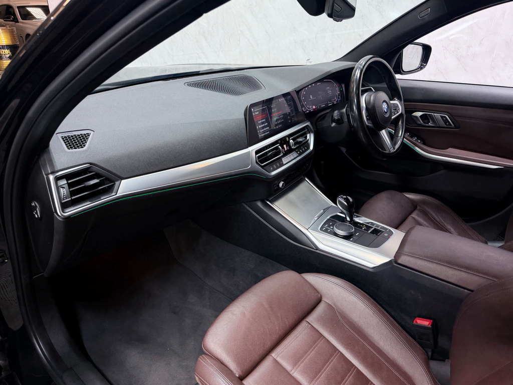 BMW 3 Series 320I Se Step Black #57
