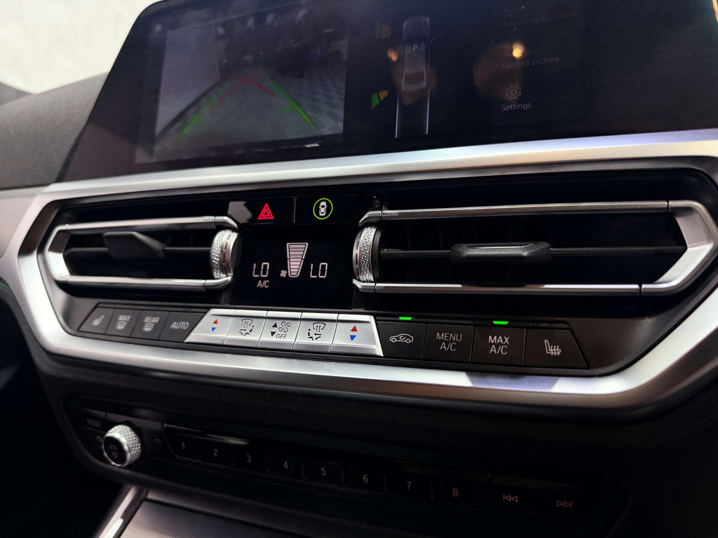 BMW 3 Series 320I Se Step Black #44