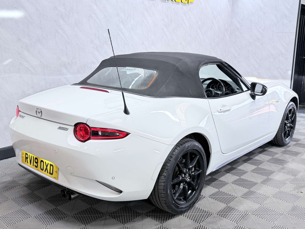 Mazda MX-5 1.5 130 Sport Nav White #37