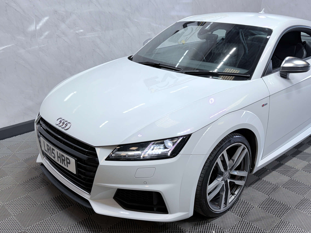 Audi TT 2.0 Tdi Ultra Sport Red #11