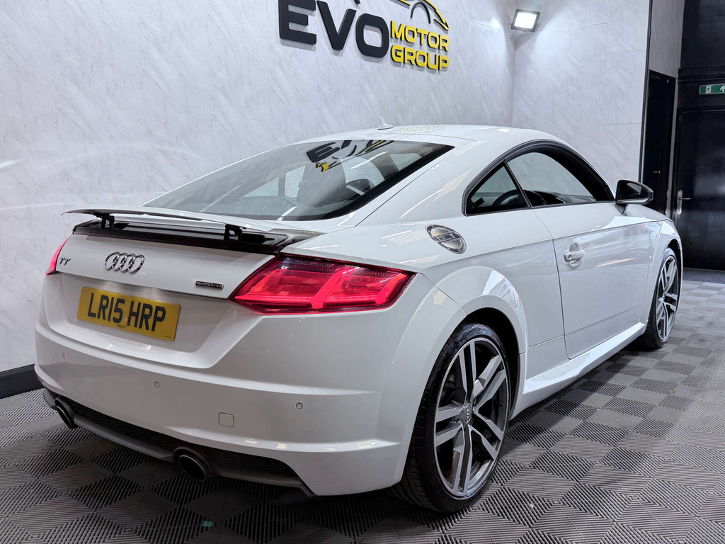 Audi TT 2.0 Tdi Ultra Sport Red #32