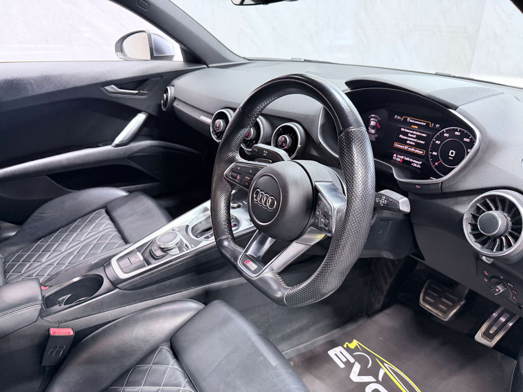 Audi TT 2.0 Tdi Ultra Sport Red #39