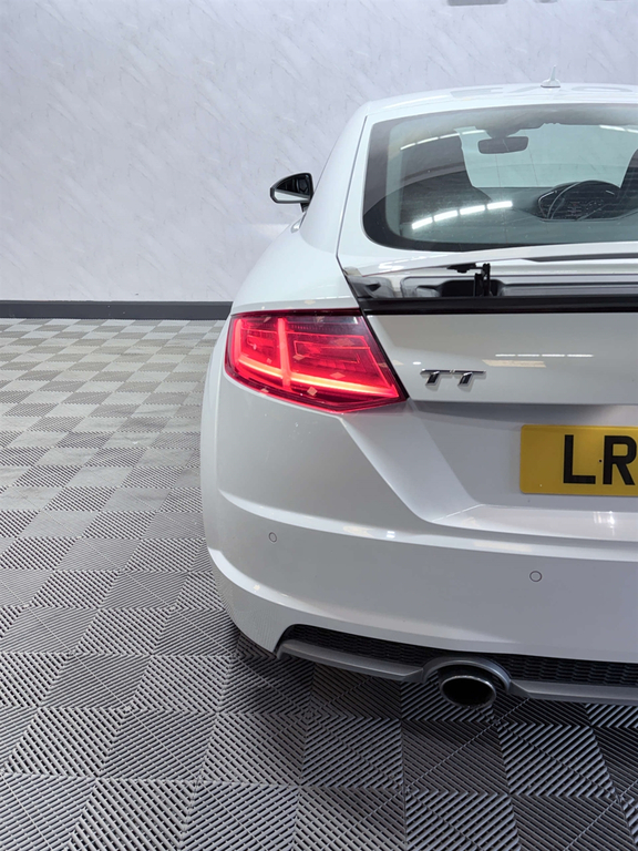 Audi TT 2.0 Tdi Ultra Sport Red #22