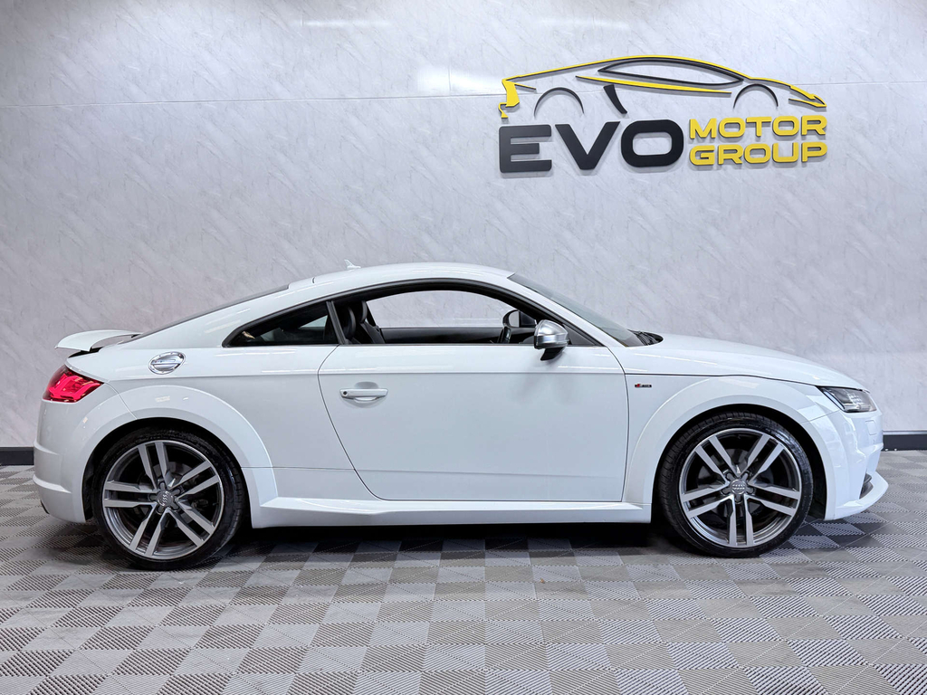 Audi TT 2.0 Tdi Ultra Sport Red #26