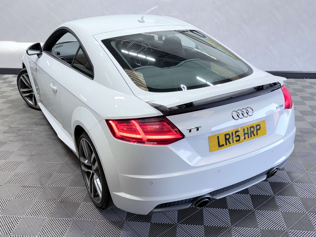 Audi TT 2.0 Tdi Ultra Sport Red #18