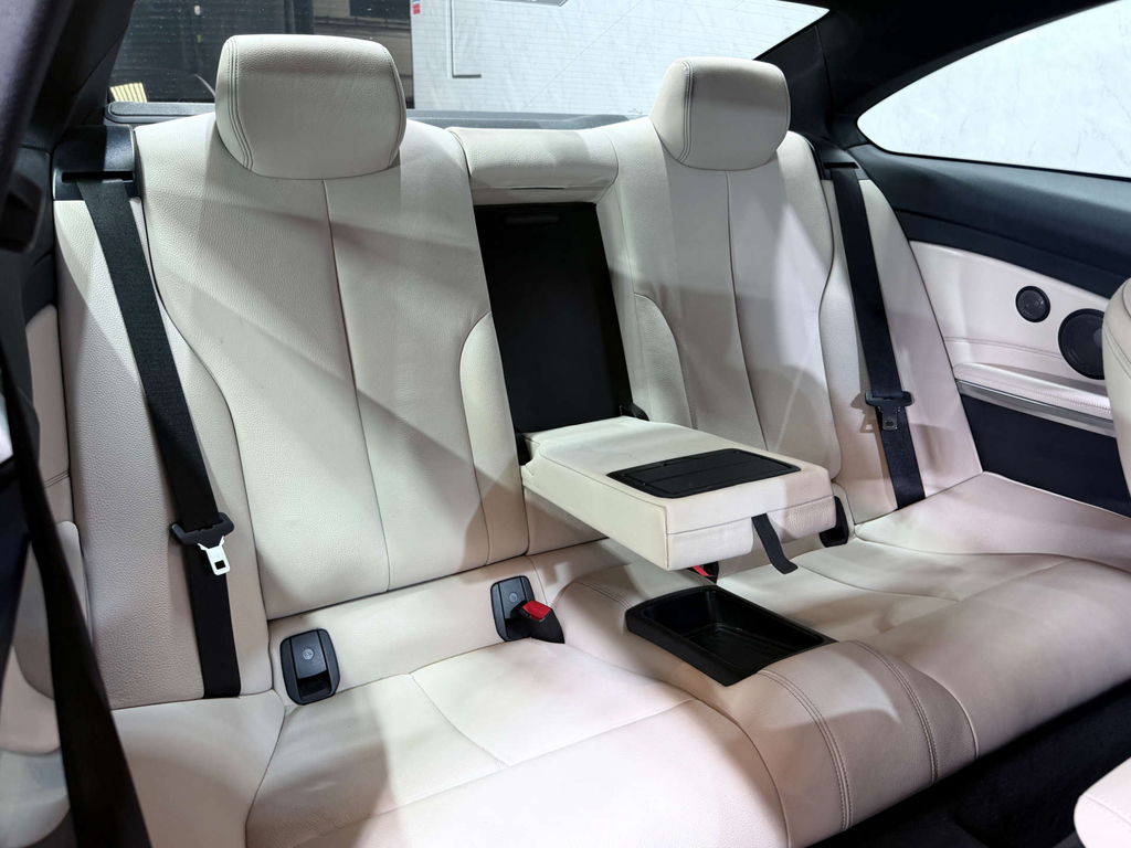 BMW 4 Series 420D Gran Coupe M Sport Grey #32