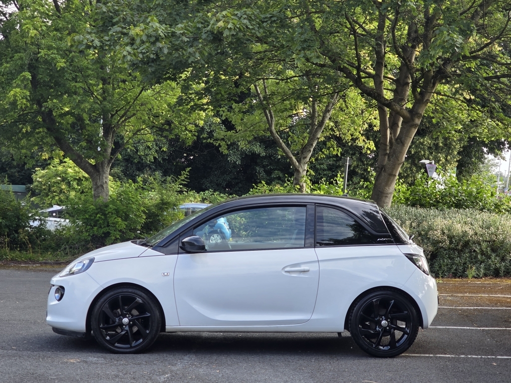 Vauxhall Adam 1.2 Energised White #4