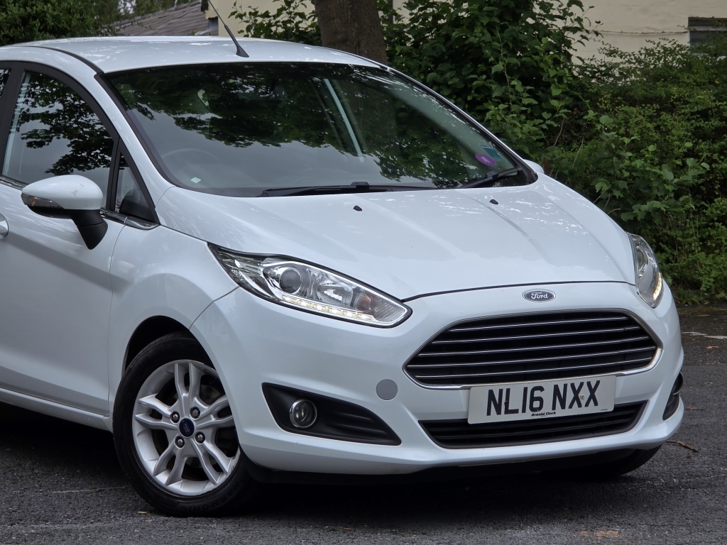 Ford Fiesta 1.2 Zetec White #2
