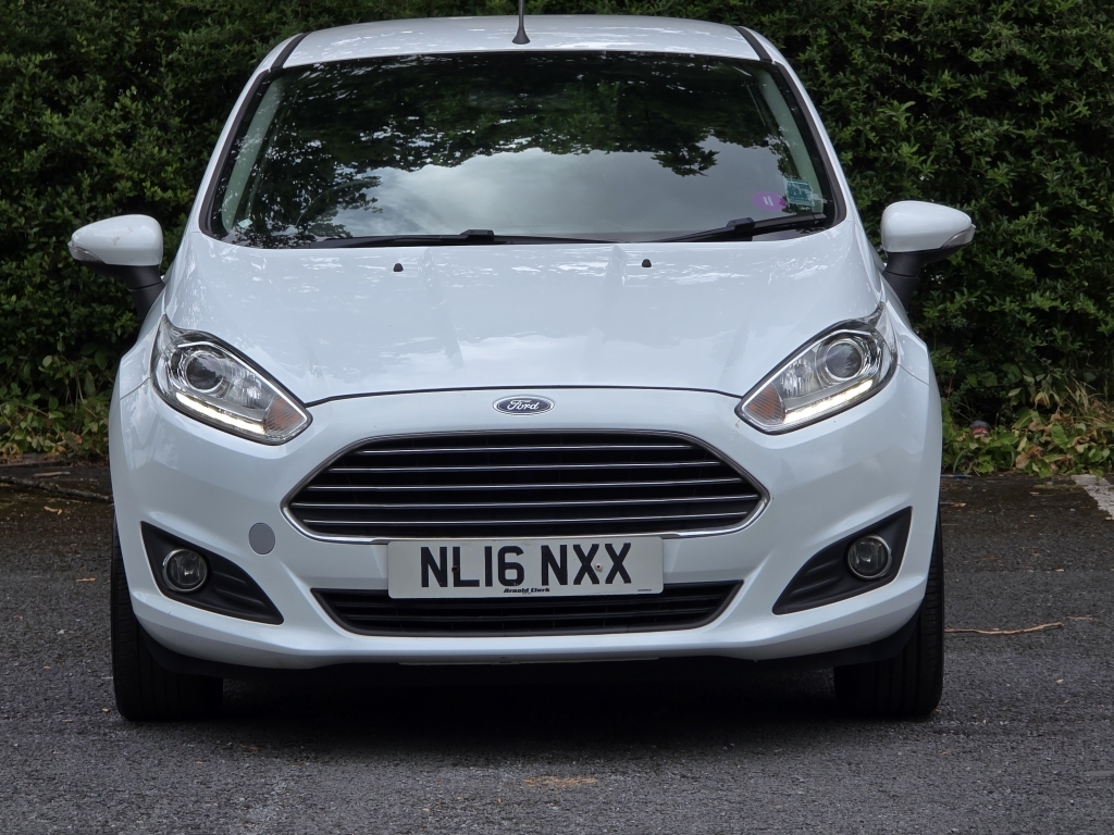Ford Fiesta 1.2 Zetec White #3