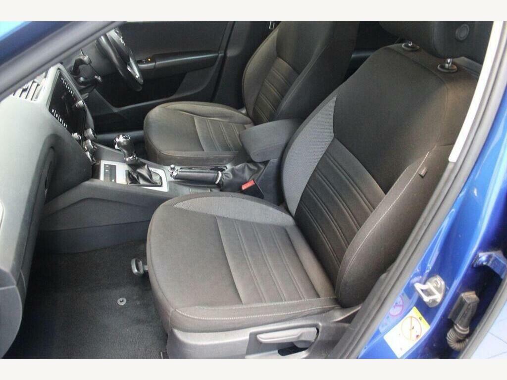 Skoda Octavia Skoda Hatchback 2.0 Tdi Cr Se L Dsg 7 Silver #10