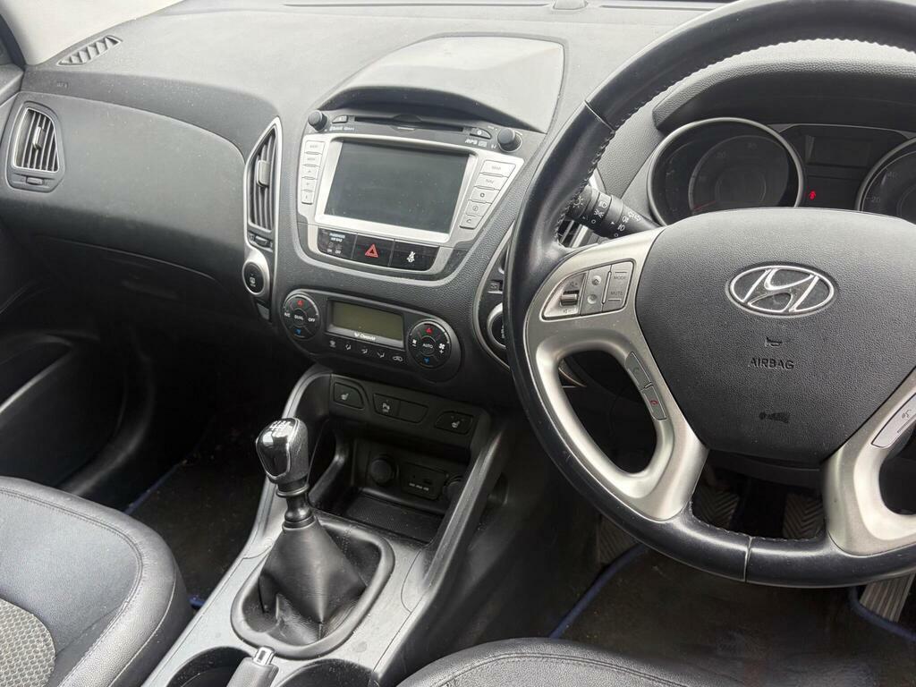 Hyundai Ix35 1.7 Crdi Premium Euro 5 S S Silver #4