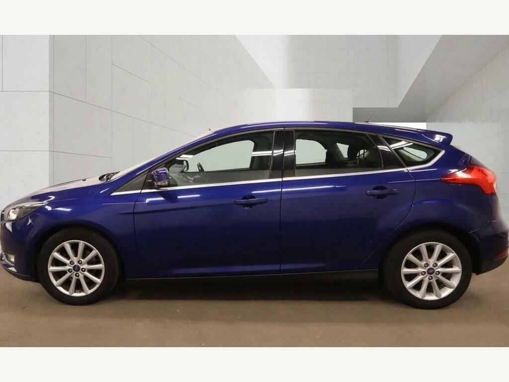 Ford Focus 1.6 Titanium Hatchback Blue #4