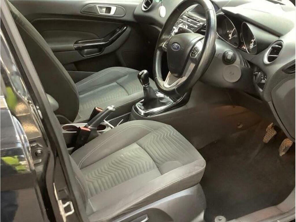 Ford Fiesta 1.5 Tdci Titanium Euro 5 Black #4