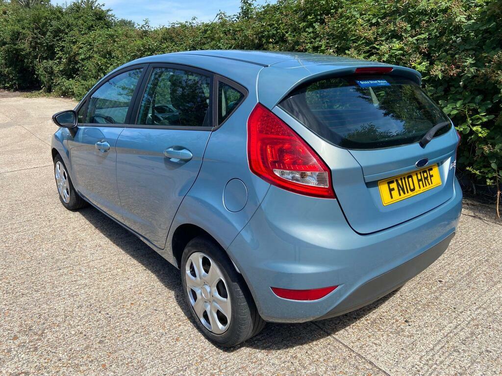 Ford Fiesta 1.25 Zetec Hatchback 133 Gkm, Red #10