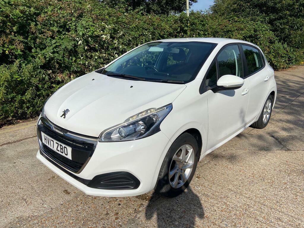 Peugeot 208 1.2 Puretech Active Euro 6 White
