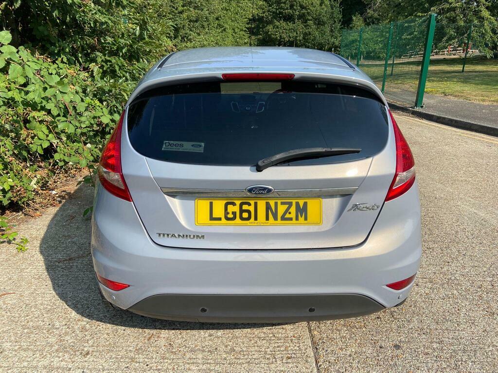 Ford Fiesta 1.6 Titanium LG61NZM Silver #6