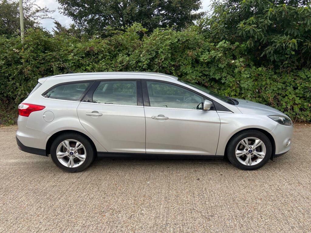 Ford Focus 1.6 Tdci Titanium Navigator Euro 5 Ss Red #7