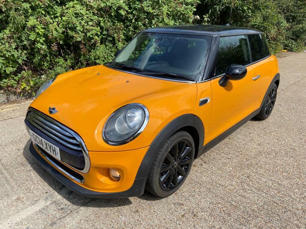Mini Hatch 1.5 Cooper Euro 6 S S Orange
