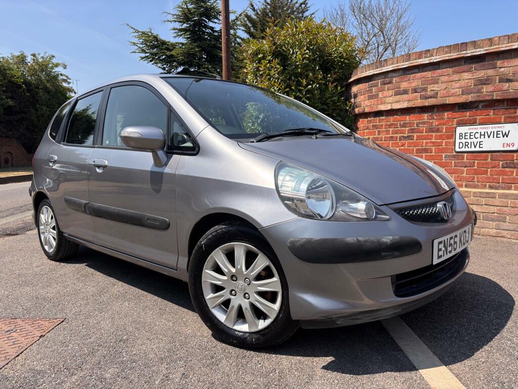 Honda Jazz 1.4 I-dsi Se Cvt-7 Silver