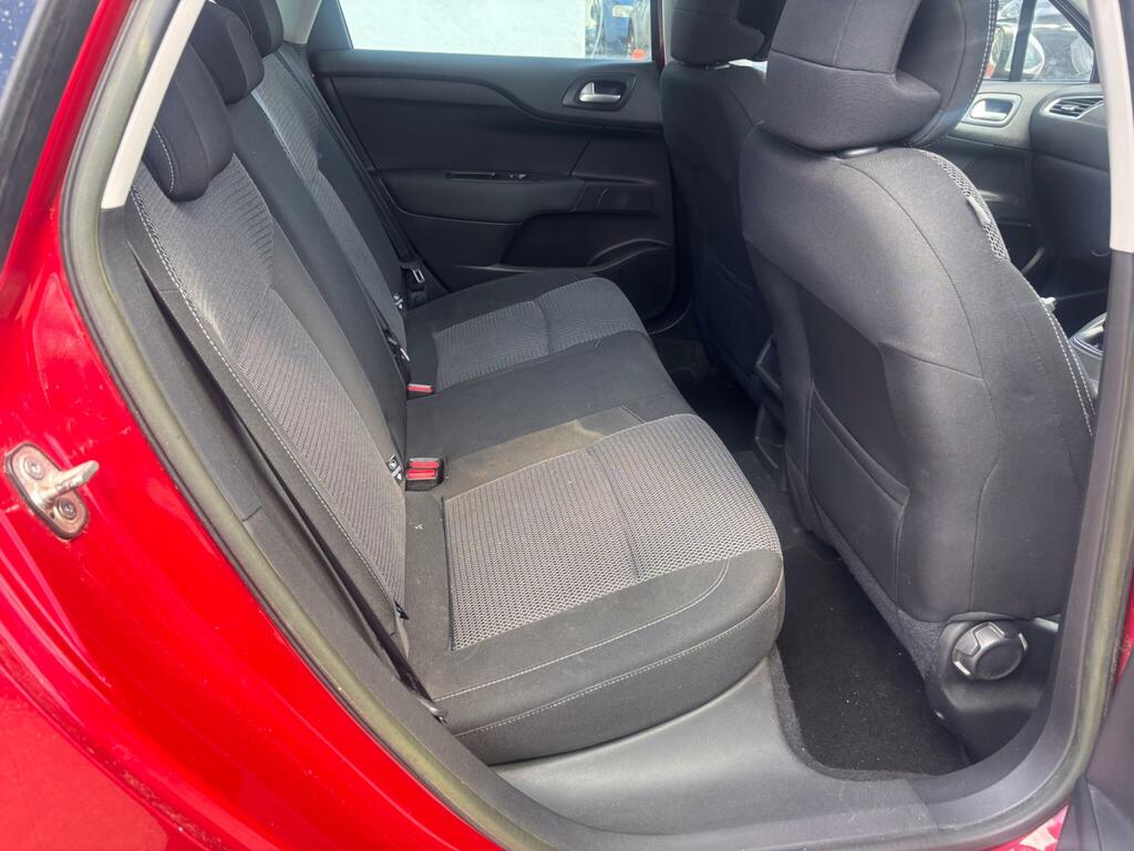 Citroen C4 1.6 E-hdi Exclusive Etg6 115 Bhp White #11