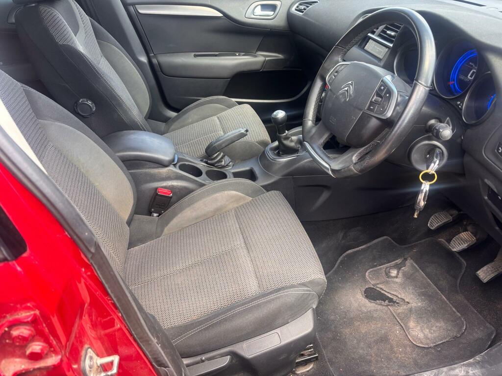 Citroen C4 1.6 E-hdi Exclusive Etg6 115 Bhp White #10