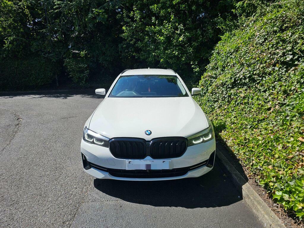 BMW 5 Series 3.0 530D Mht Se Touring Steptronic Xdrive Euro 6 White #4