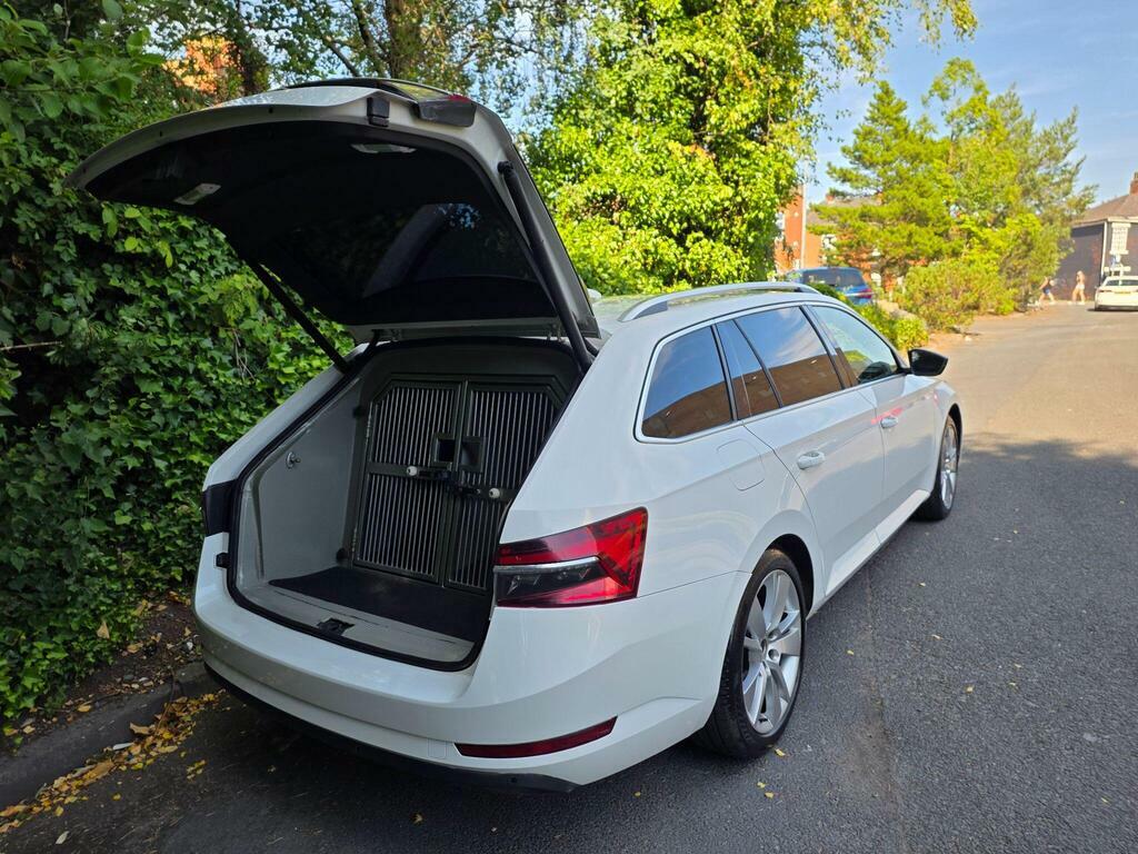 Skoda Superb 2.0 Tdi Se L Dsg 4Wd Euro 6 S S White