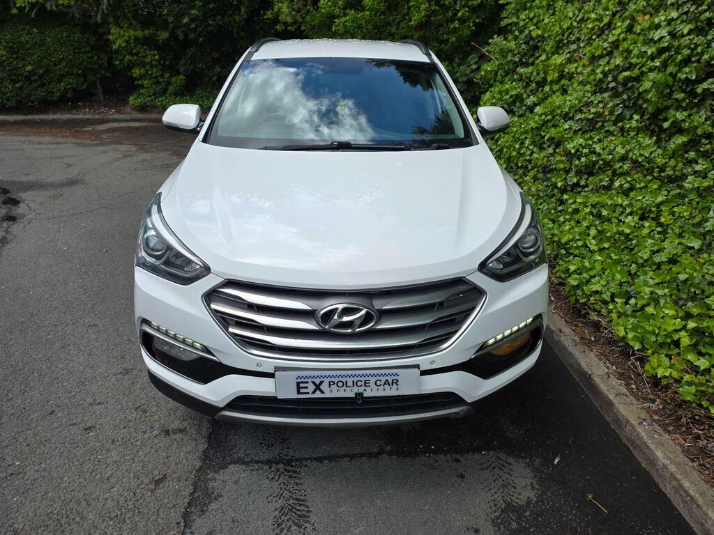 Hyundai Santa Fe 2.2 Crdi Blue Drive Premium 4Wd Euro 6 S S White #3
