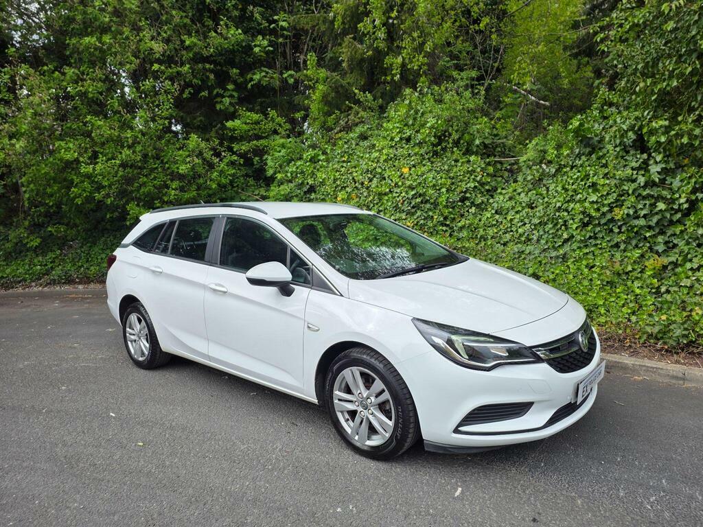 Vauxhall Astra 1.6 Cdti Blueinjection Sri Sports Tourer Euro 6 S White #2