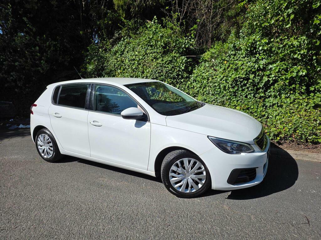 Peugeot 308 1.2 Puretech Access Euro 6 S S White