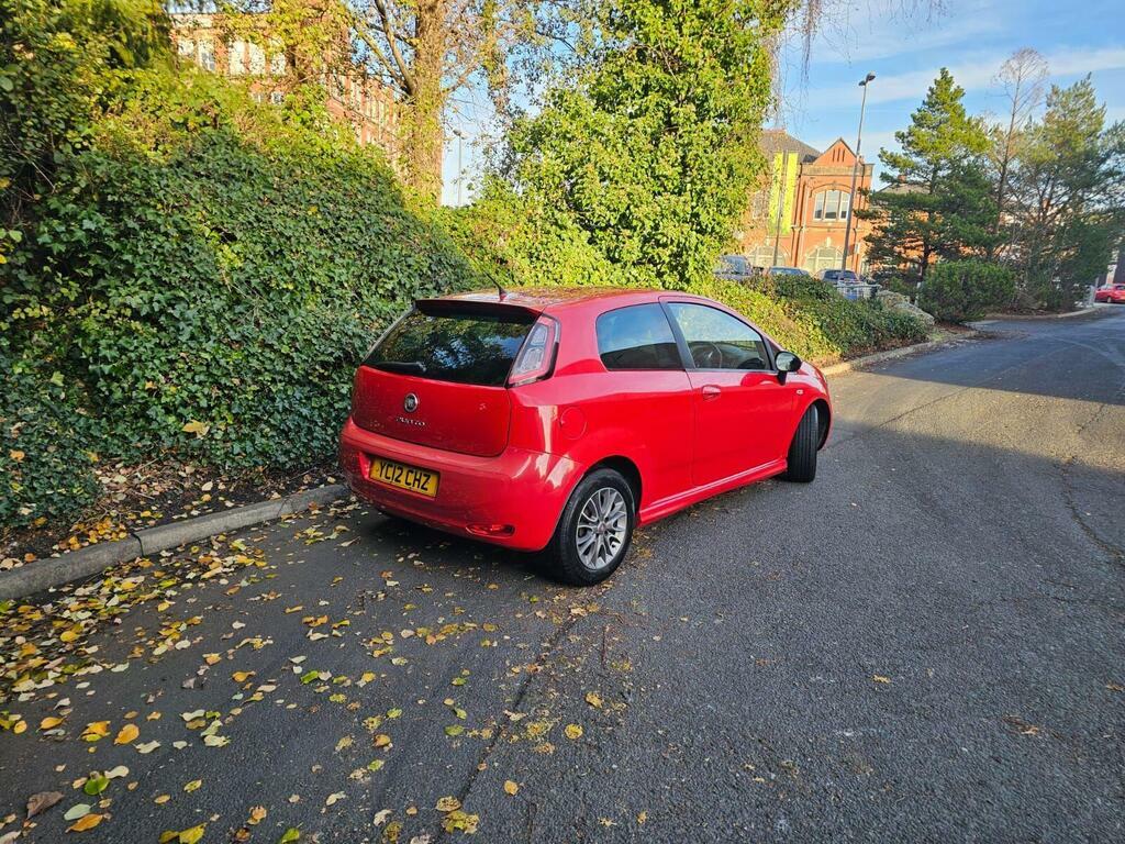 Fiat Punto 1.4 Gbt Euro 5 S S Red #2