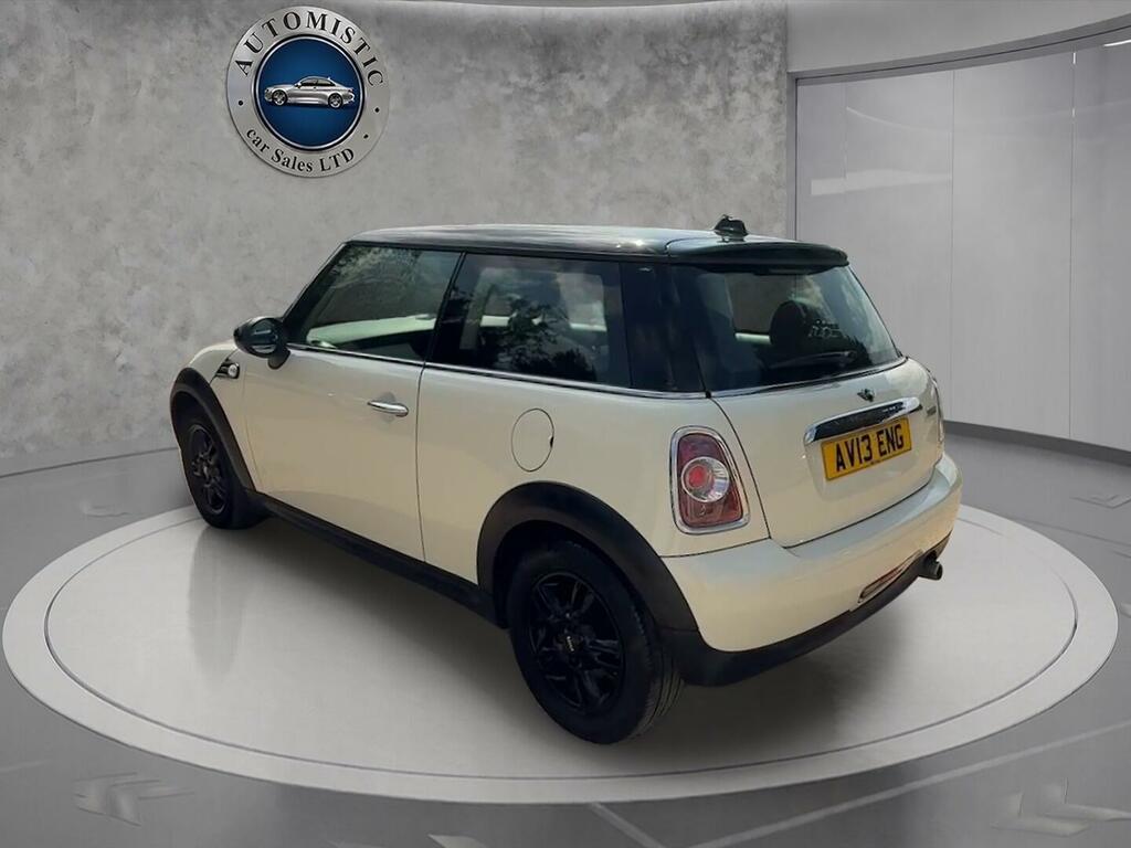 Mini Hatch Cooper White #4