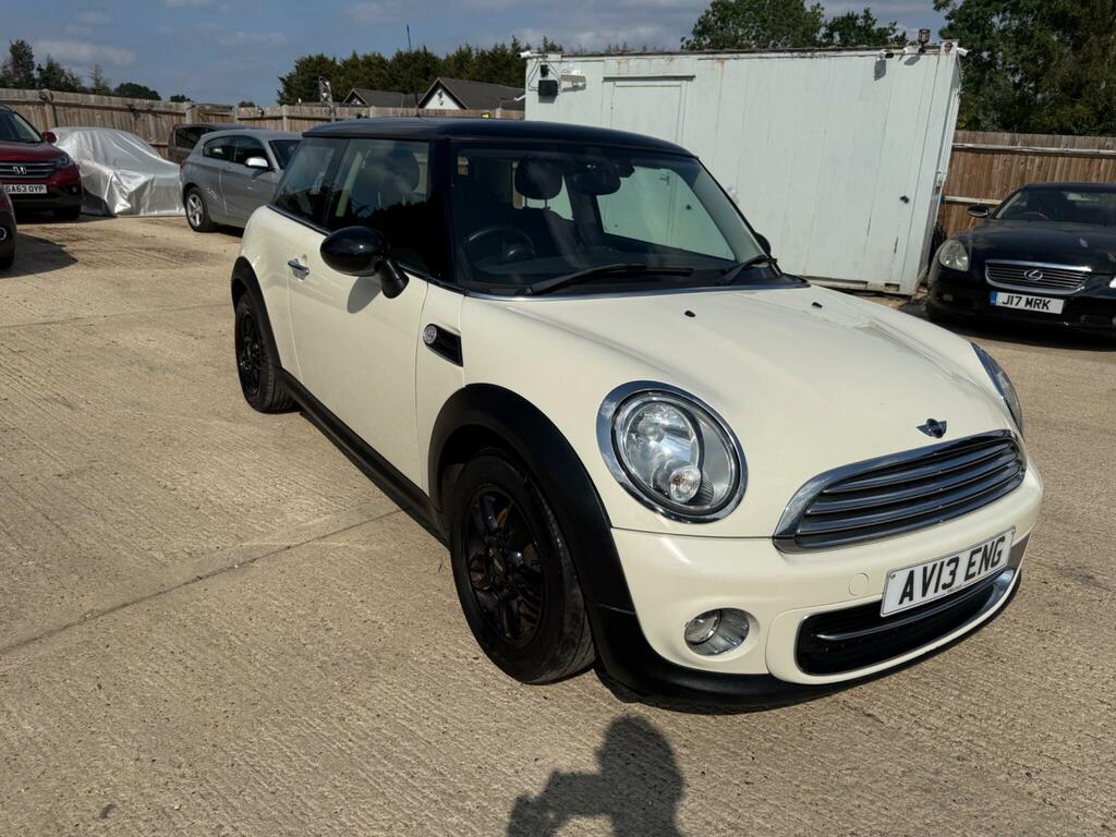 Mini Hatch Cooper White #5