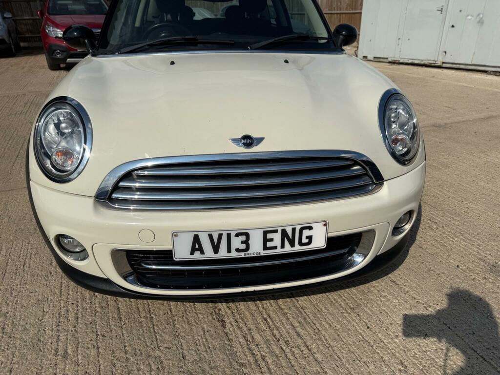 Mini Hatch Cooper White #6