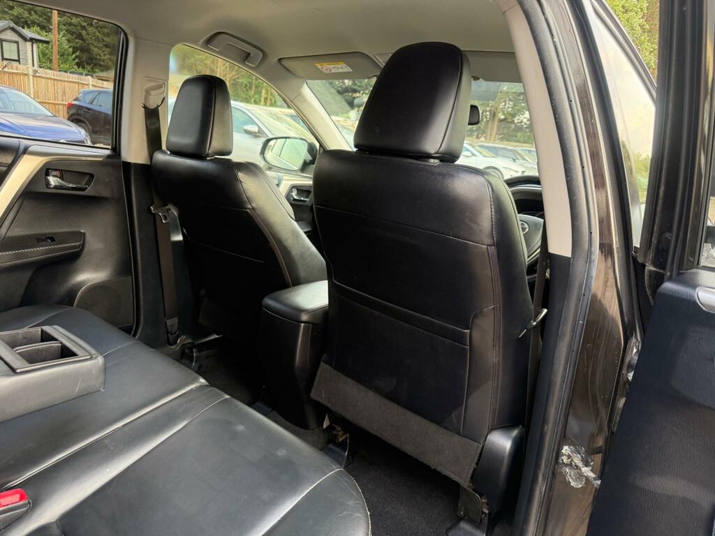 Toyota Rav 4 Rav4 Invincible D-4d Silver #26
