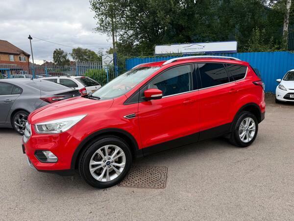 Ford Kuga 1.5 Tdci Titanium Powershift Euro 6 Ss Red #5