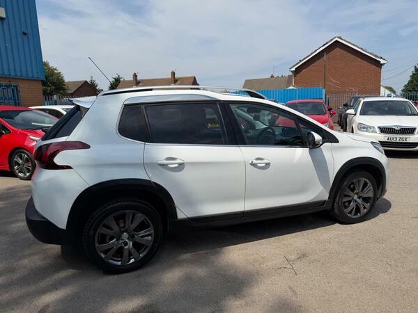 Peugeot 2008 1.6 Bluehdi Allure Euro 6 Ss White #2